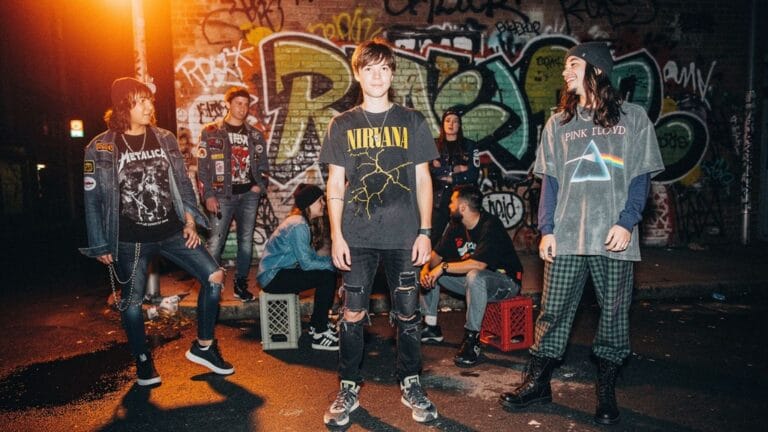 Band-Shirts als Mode-Statement: Vom Underground zum Mainstream-Trend