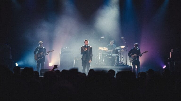 The National: Melancholie für Erwachsene – Neuigkeiten, Fakten und die Magie des dunklen Sounds